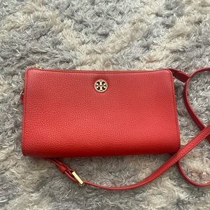 Gorgeous burnt orange Tory Burch Crossbody